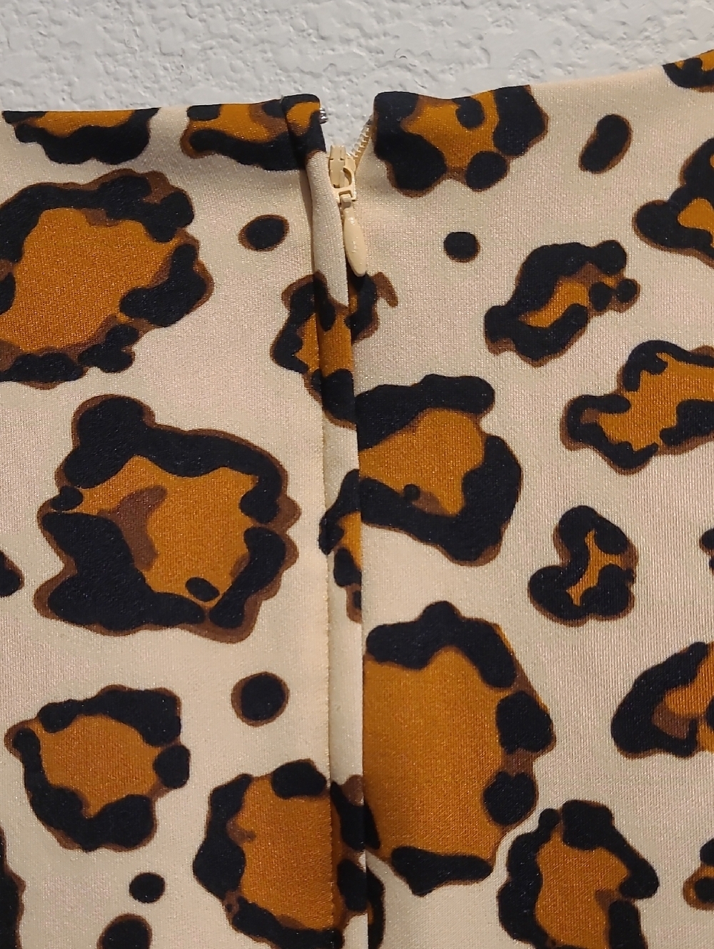 The Dress Shop Disney Leopard Print Dress Size 3X - Picture 4 of 8